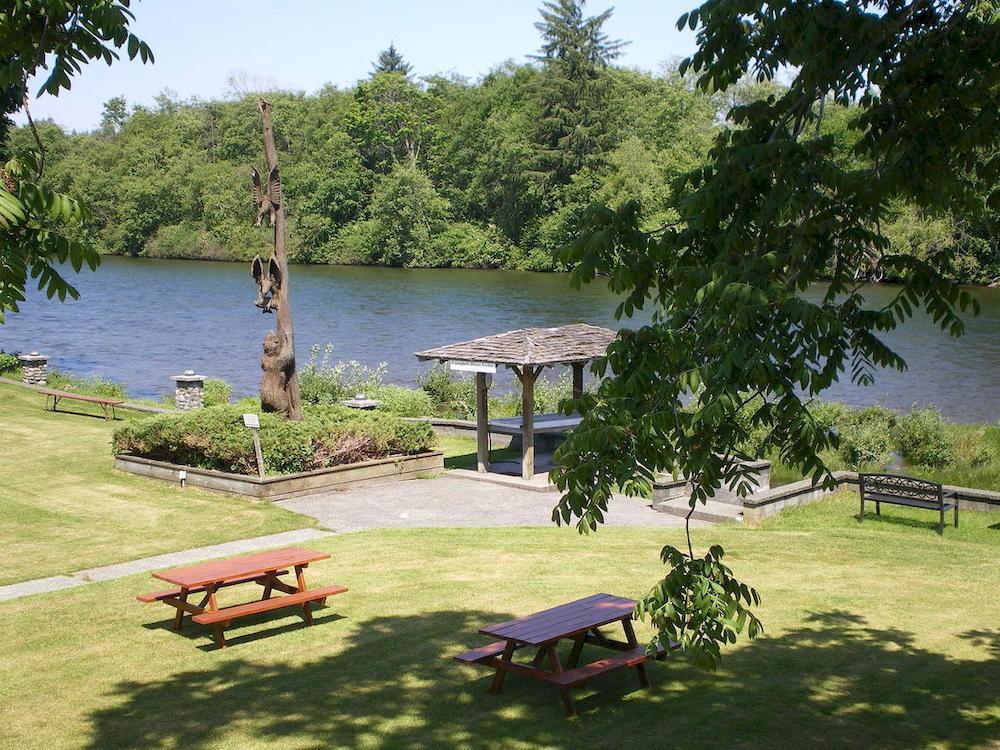 Campbell River Lodge 외부 사진