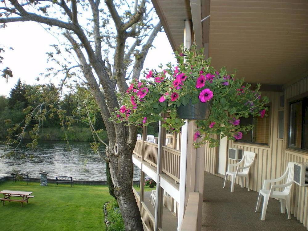 Campbell River Lodge 외부 사진
