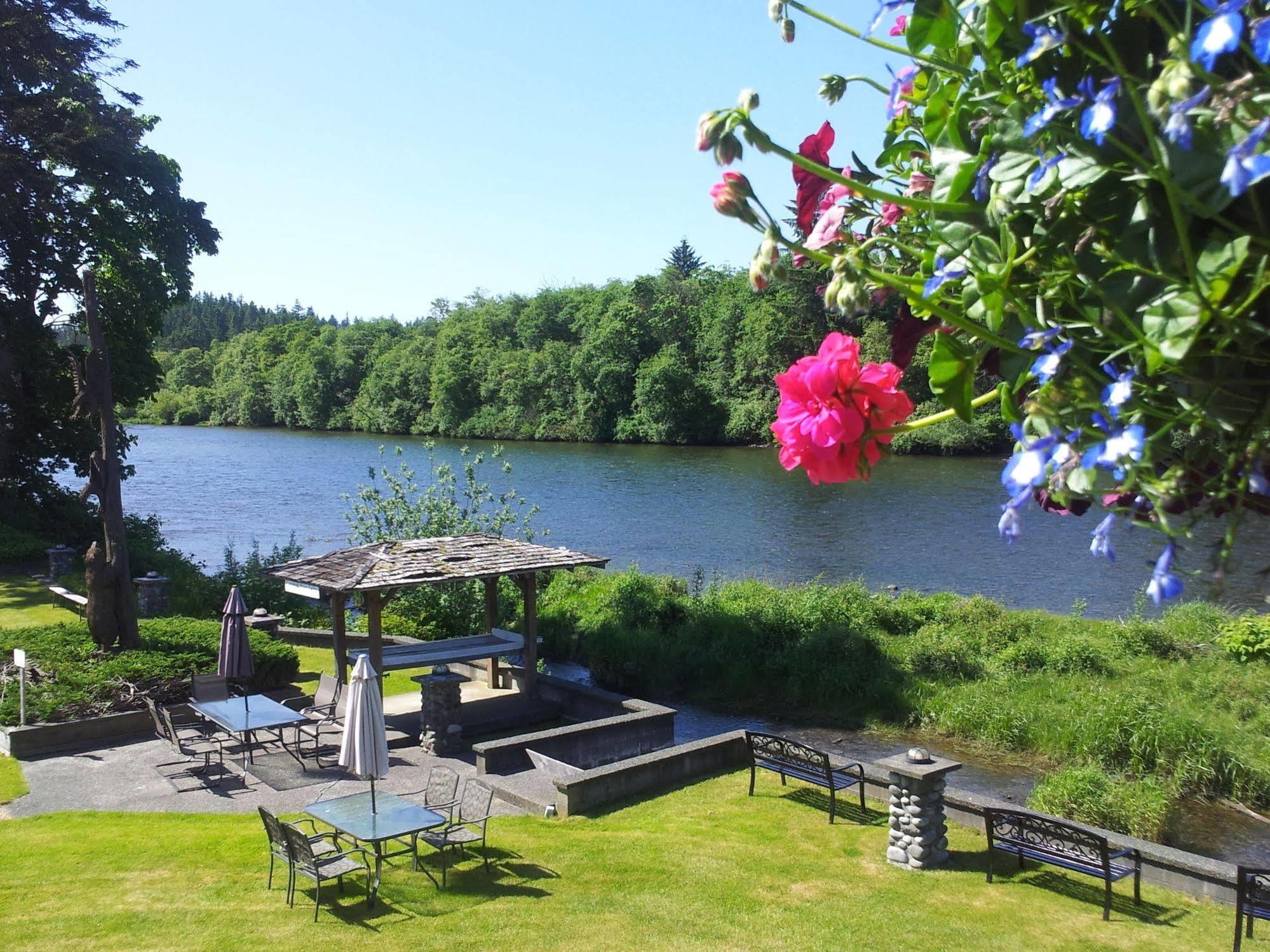 Campbell River Lodge 외부 사진